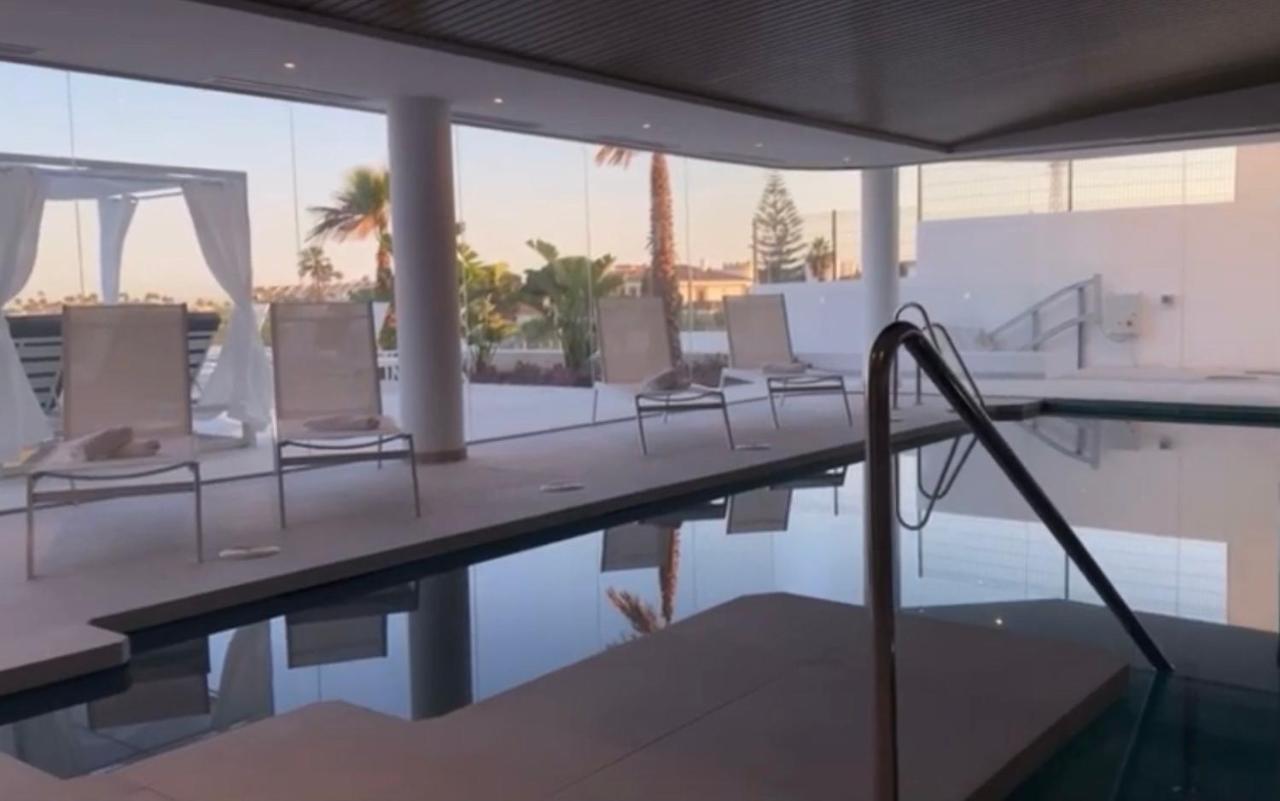 Luxury Apartment Juliano - The View Фуeнхирола Екстериор снимка