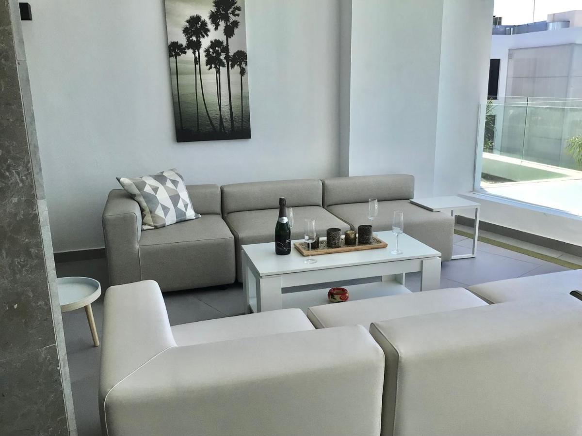 Luxury Apartment Juliano - The View Фуeнхирола Екстериор снимка
